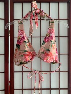 NWOT EXPRESS BODY CONTOUR SWIM MULTICOLOR MAUVE BIKINI TOP IN SIZE M